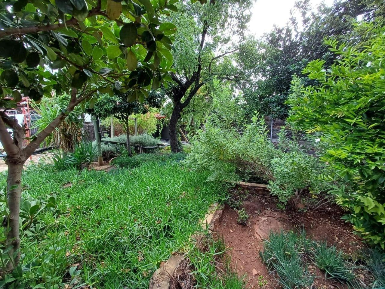 At Ease Road Lodge Zeerust Ngoại thất bức ảnh